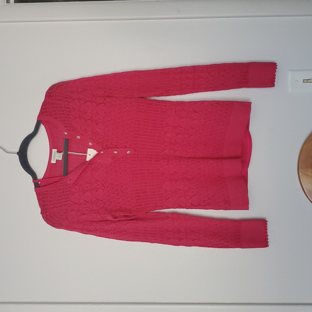 Sundance V-Neck Sweater in Vibrant Pink
